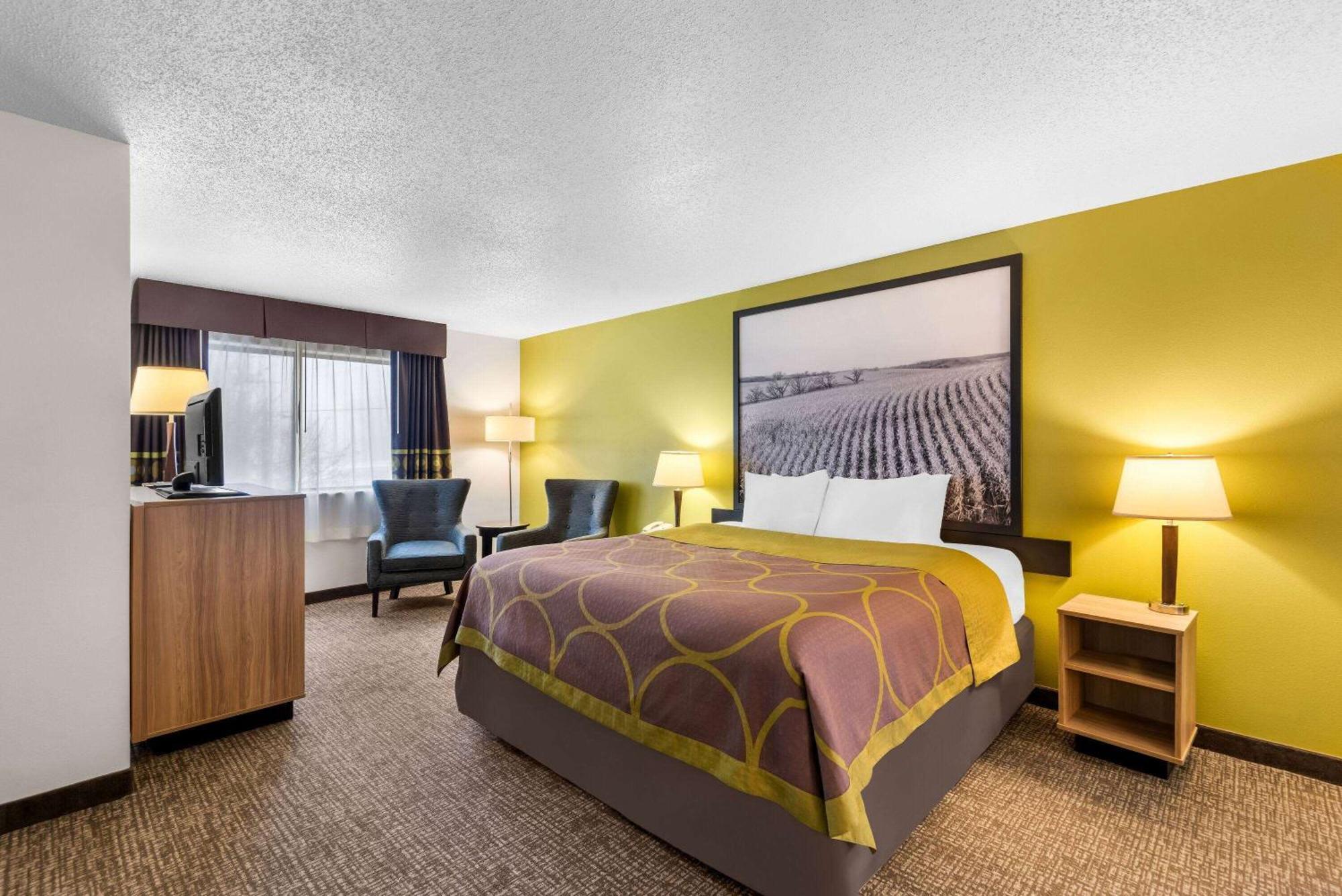 Hotel Super 8 by Wyndham Oelwein Exterior foto